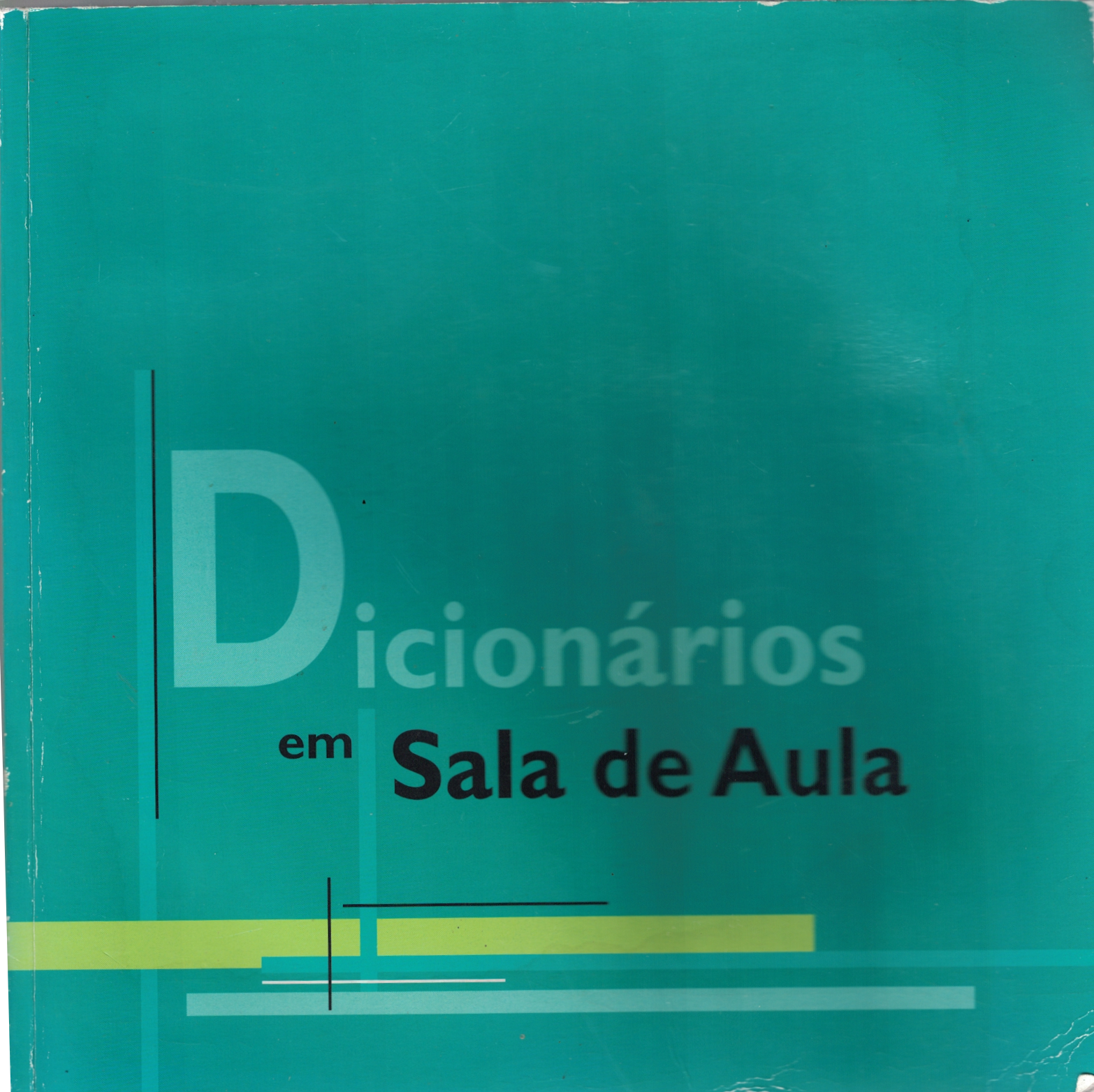 Capa de Dicionários em sala de aula