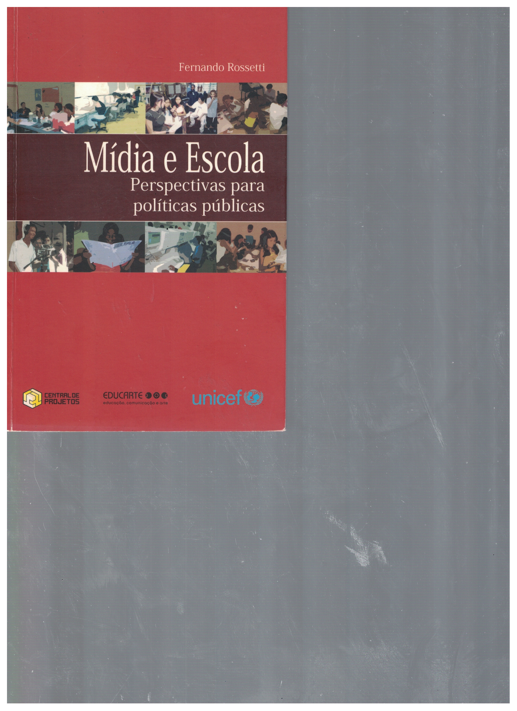 Capa de Mídia e Escola